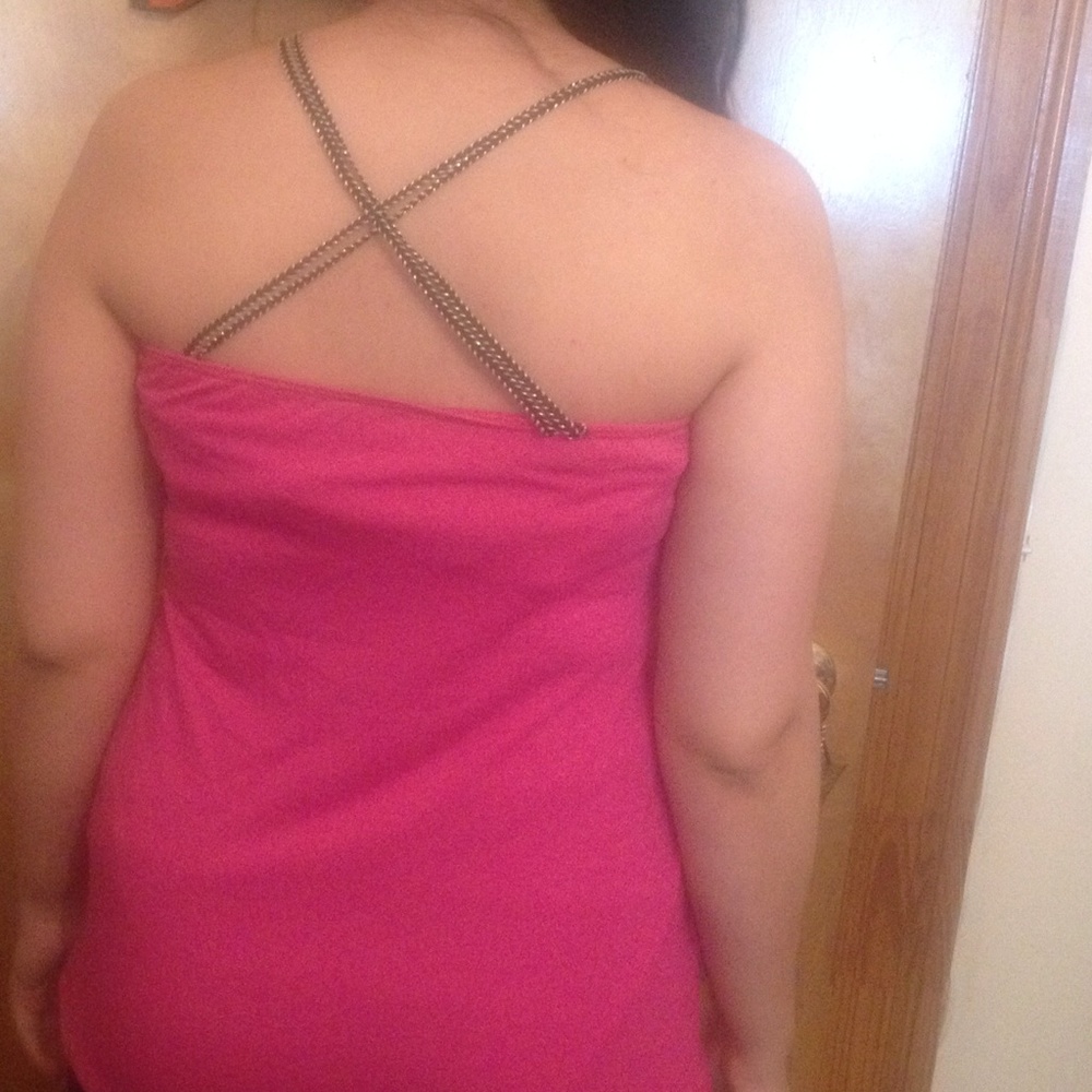 Pink tank top‎ - Picture 3 of 4